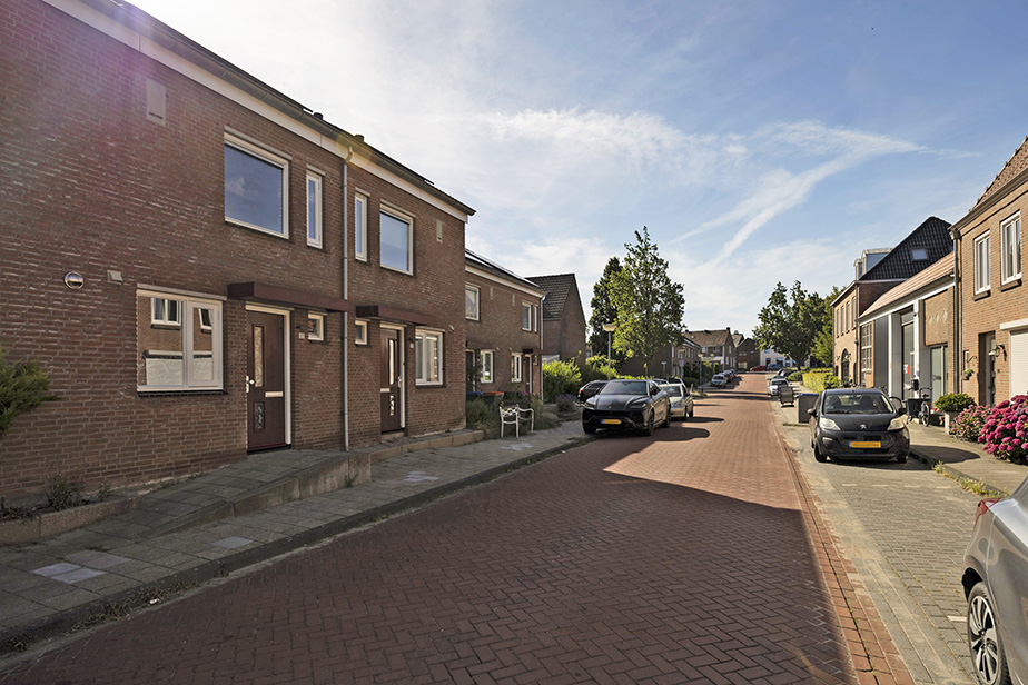 Oosterstraat 27