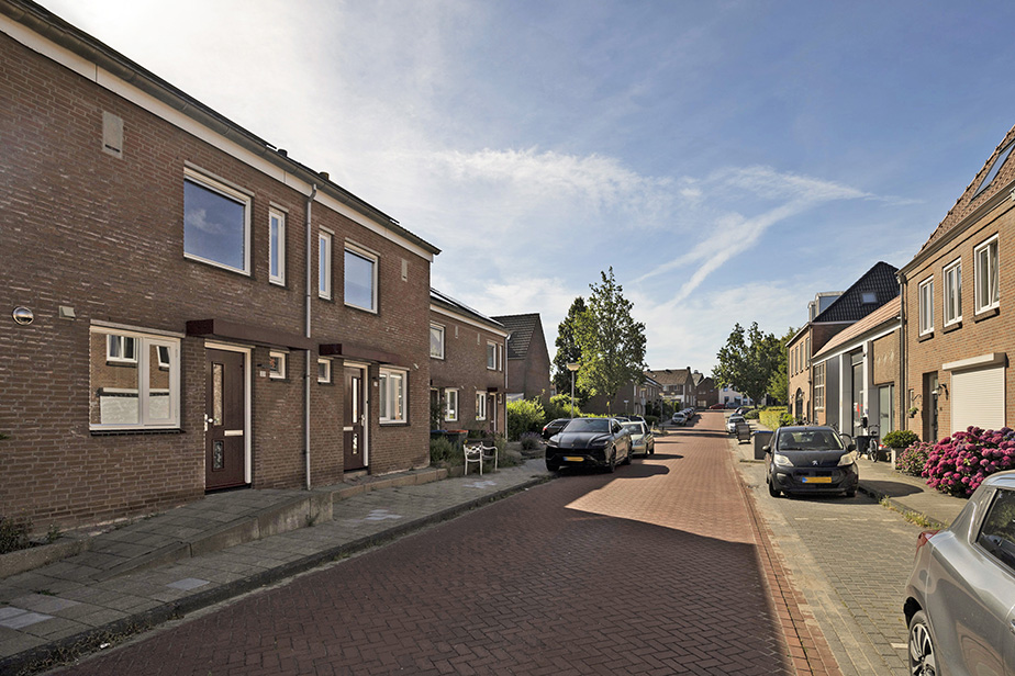 Oosterstraat 27