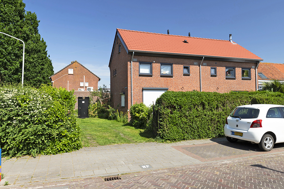 Molenstraat 4, 4921 KK Made, Nederland