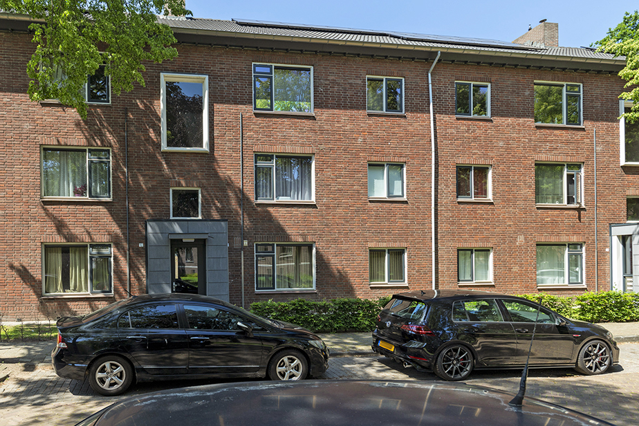 Jakob Edelstraat 8A