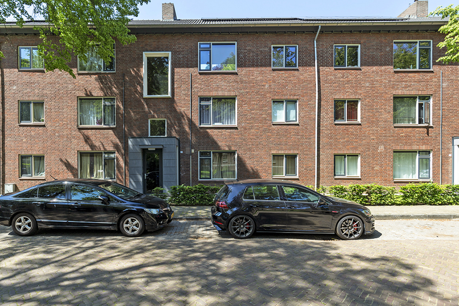 Jakob Edelstraat 8A